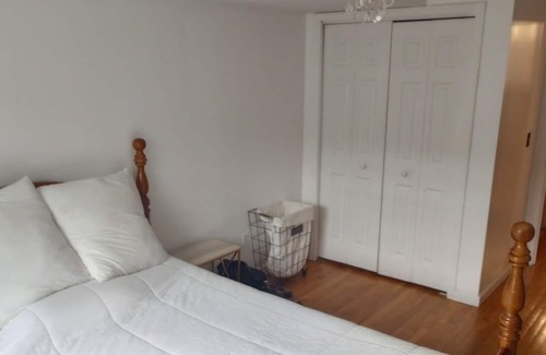 Communipaw Apartment | Fully Independent apartment with garage Manhattan Views