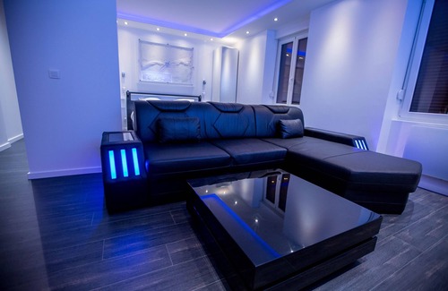Colmar Centre Ville Apartment | Fully privatized apartment with jacuzzi and steam shower
