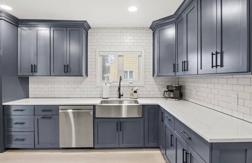 Brighton House | Fully Remodeled 4BR Home