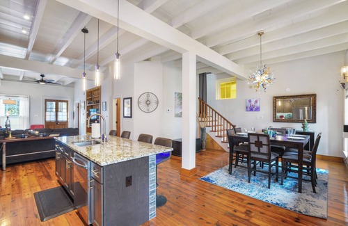 Faubourg Marigny House | Fully remodeled. Amazing location, 2 blocks to French Quarter & Frenchman St