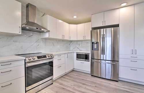 Hillsboro House | Fully Remodeled Hillsboro Home w/Home Theater!