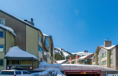 Kirkwood Condo | Fully-remodeled stylish 2BR condo, steps to lifts