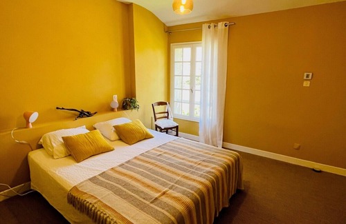 Fontvieille Other | Fully renovated 18th century farmhouse