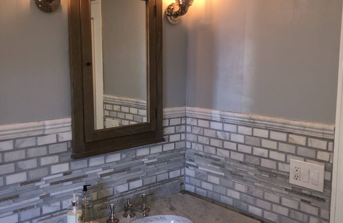 Amagansett North House | Fully Renovated Amagansett Retreat 2 Bedrooms plus Expansive Sleeping Loft