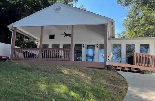 Rock Hill House | Fully Renovated Lakehouse on Lake Wylie