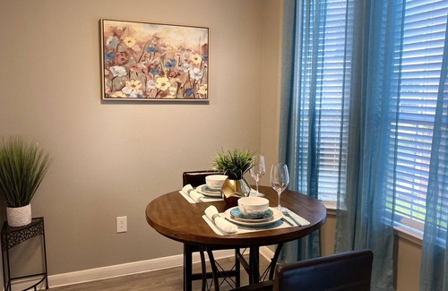 Texas City Apartment | Fully Renovated Modern 1BDRM Suite near Beach