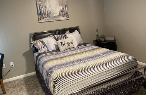 Texas City Apartment | Fully Renovated Modern 1BDRM Suite near Beach