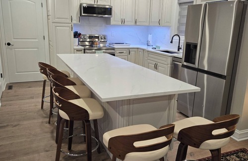 Sawyer House | Fully renovated private & cozy 3 bdr cottage with hot tub close to Warren Dunes