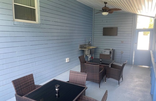 Tallahassee House | Fully renovated smart home close to FSU & FAMU with living rooms