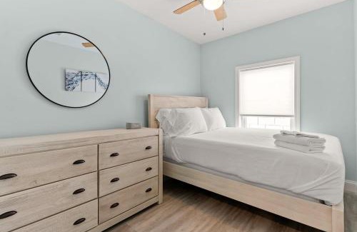Hampton Apartment | Fully Renovated Steps to Beach The Americana