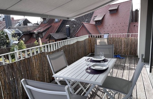 Insel Apartment | Fumi vacation apartment - maisonette in renovated old building with large roof terrace