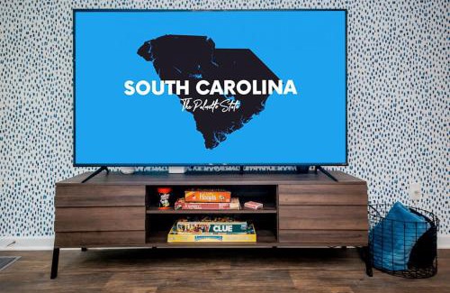Columbia Apartment | Fun 4BD w 75 inch TV