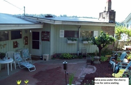 Shelton House | Fun adventures for you at The Lodge on Oakland Bay!