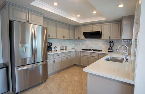 La Palma House | Fun and Central SoCal Home with WiFi, AC