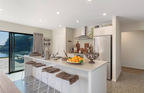North Island House | Fun and Falls Haven - Mangakino Holiday Home