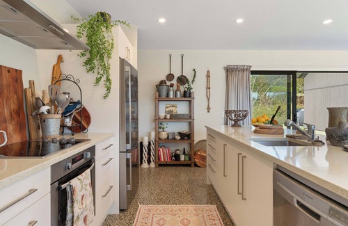 North Island House | Fun and Falls Haven - Mangakino Holiday Home