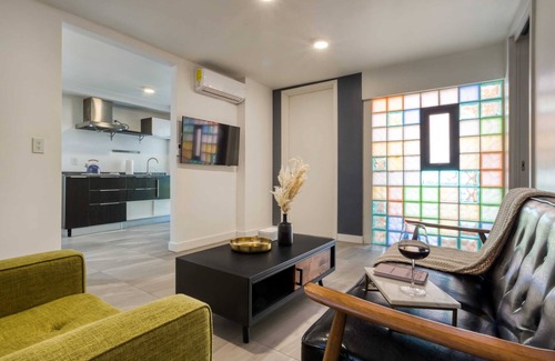 Centro Apartment | Fun Apt: 24/7 Security+Lounge+Rooftop w/Fire Pit