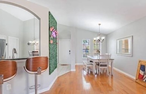 Lakeview Village House | Fun Family Leisurely 4 BD Home w/ Heated Pool