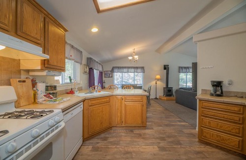 Sugarloaf House | Fun for All by Big Bear Cool Cabins