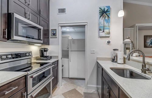 Sawgrass Condo | Fun in the Sun - Coastal studio w/pool access