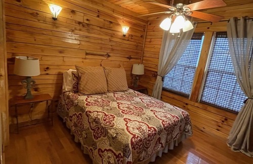 Slade Ski Chalet | FUN IN THE SUN! BOOK YOUR SUMMER VACATION GETAWAY TODAY!