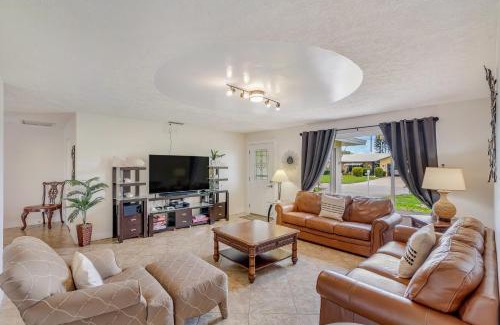 Caloosahatchee House | Fun In The Sun: Canal Access