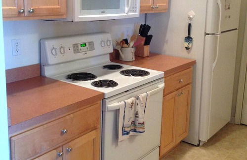 Villages of Five Points Condo | Fun in the Sun Condo in the Villages of Five Points