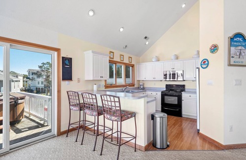 Monteray Shores House | Fun In The Sun: Private Pool, Hot Tub, Gym Access