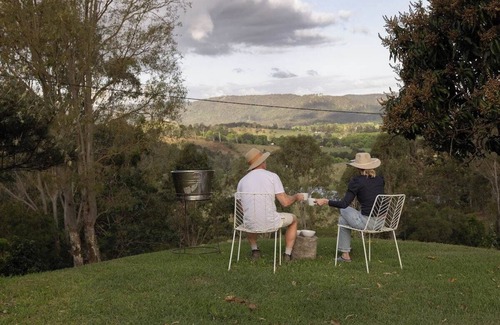 Kidaman Creek House | Fun on the Farm! Nr Mapleton, 360 View bring Pet!