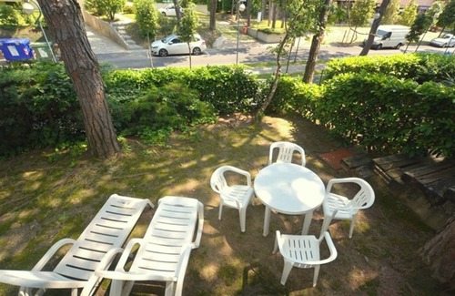 Lignano Pineta Apartment | Functional flat with balcony for 7 guests in Lignano Sabbiadoro
