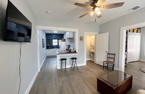 Beacon Hill House | Funky 2 Bedroom Month-to-Month Rental