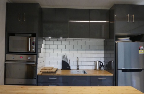 Saint Omer House | Funky Lodge - Kahuroa House