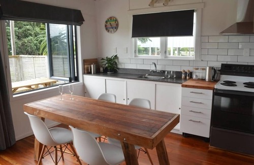 Waihi Beach House | Funky retro beach bach