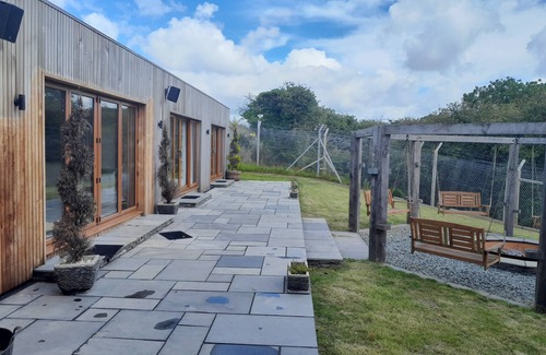 Dalton-in-Furness Apartment | Furness View Barn Retreat