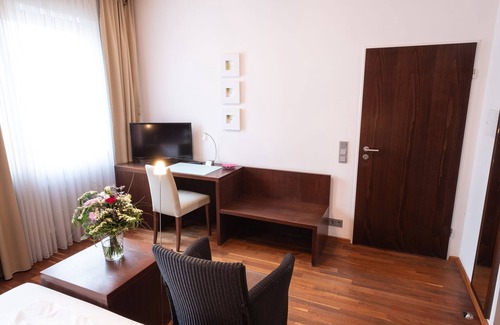 Homburg Apartment | Furnished 1-room apartment with cleaning service