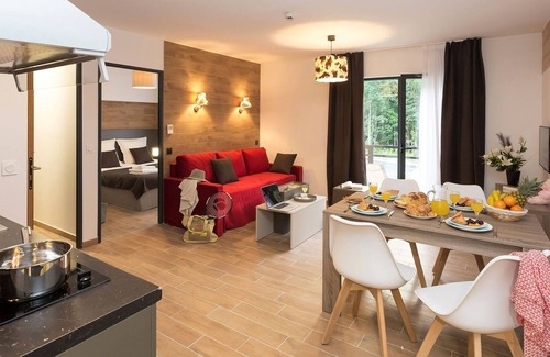 Les Tines Apartment | Furnished Apartment in an attractive town