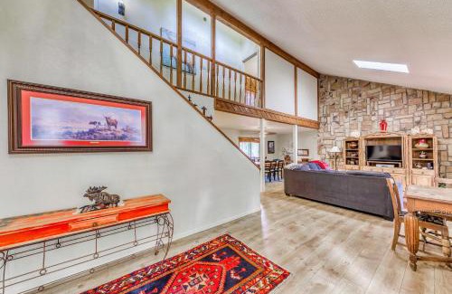 Ruidoso House | Furnished Deck and Game Room Ruidoso Home!