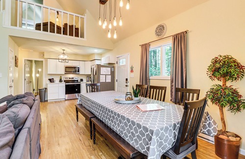 Albrightsville Cabin | Furnished Deck + Fire Pit: Poconos Outdoorsy Gem