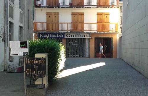 Bagneres-de-Luchon Apartment | Furnished T3 downtown - 100 m from the cable car - 4/5P