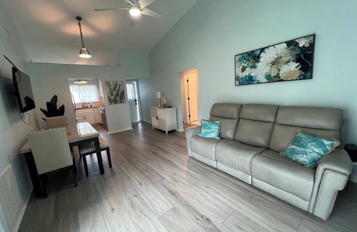 Port Charlotte House | Furnished, Upgraded 2 Bed/1 Bath - Single Family Home - Oak Hollow Community