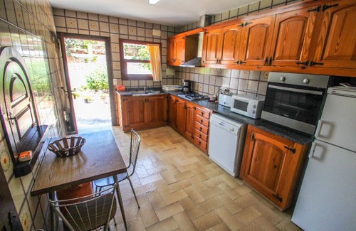 Urbanitzacio la Fustera Villa | Fustera Pedros - Getaway with pool, Mediterranean views & walk to the Beach