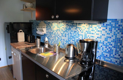 Walsrode Apartment | FW ground floor private entrance and terrace, d. Site of a nursery BIOLAND