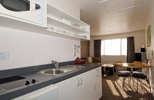Riccarton Hotel | Fyffe On Riccarton