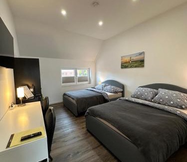 Stade House | Gästehaus Bützfleth, Rad-Hotel, Arbeit & Privat, Bed & Breakfast, Mitten am Elb-Rad-Wanderweg