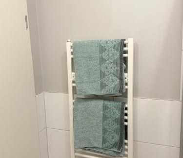 Moosinning Apartment | Gästehaus DAS BLEICHBACH Ferienwohnungen & Apartments