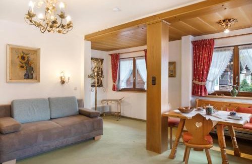 Garmisch-Partenkirchen Apartment | Gästehaus Arkadia - Ferienwohnung 3