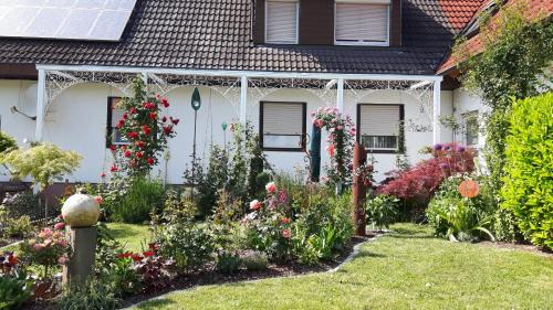 Oberrotweil Apartment | Gästehaus - Im Gärtle