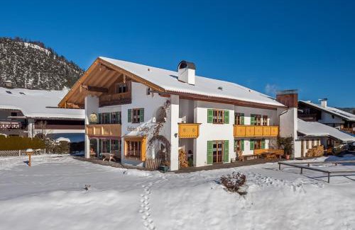 Wallgau Apartment | Gästehaus Oberland