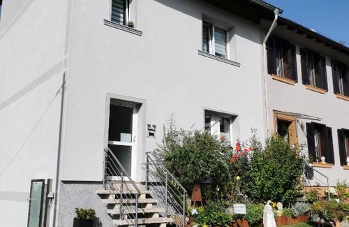 Marpingen House | Gästehaus Schu