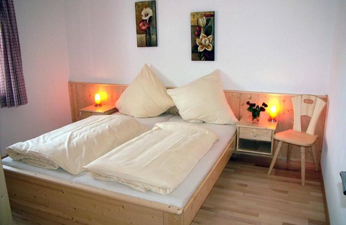 Lenggries Apartment | Gästehaus Weissenbauer